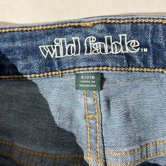 Wild Fable skinny jeans denim side stripe sz 27 or 4 medium wash distressed - Picture 2 of 6